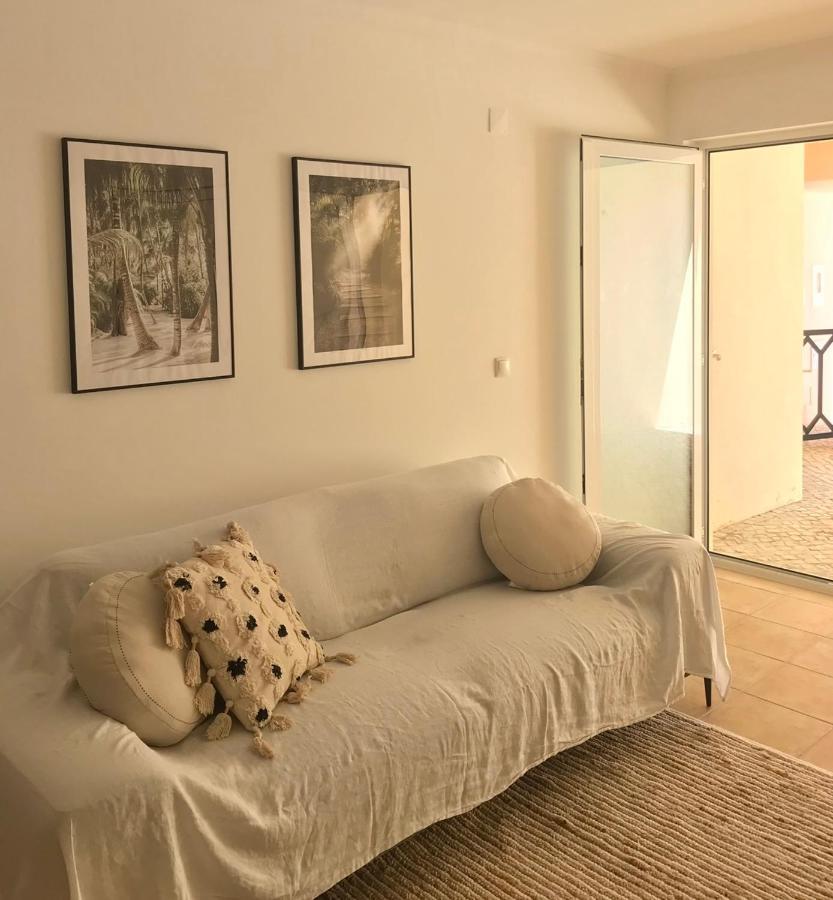 Accommodation In Sesimbra - Two Double Bedroom Екстериор снимка